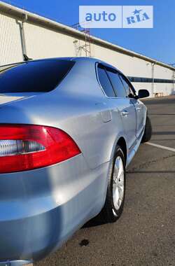 Лифтбек Skoda Superb 2011 в Одессе