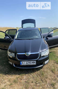 Лифтбек Skoda Superb 2010 в Сеньковке