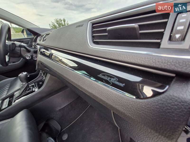 Универсал Skoda Superb 2020 в Вараше