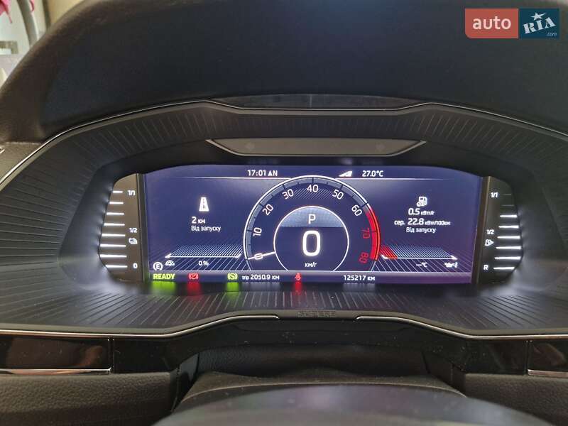 Универсал Skoda Superb 2020 в Вараше