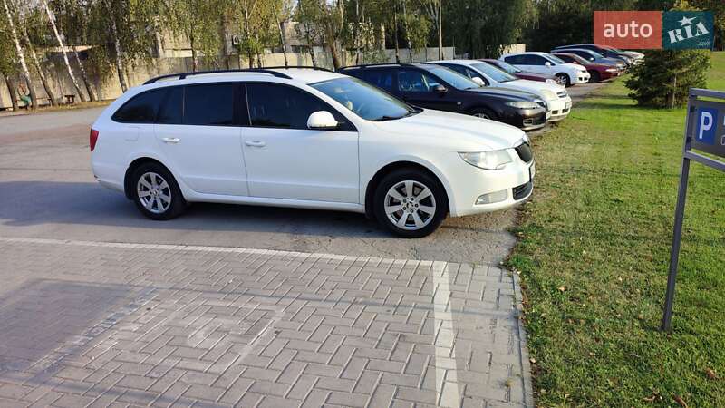 Skoda Superb 2013