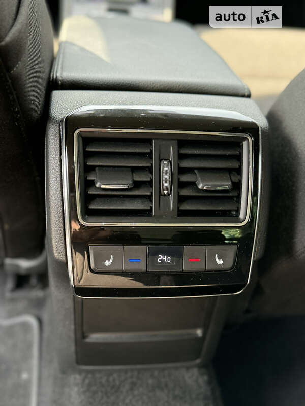 Универсал Skoda Superb 2019 в Киеве