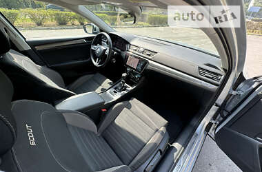 Универсал Skoda Superb 2019 в 