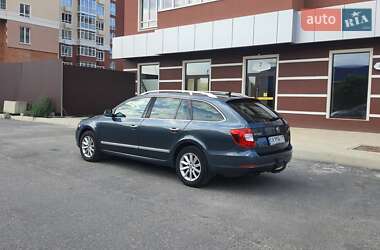 Универсал Skoda Superb 2014 в 