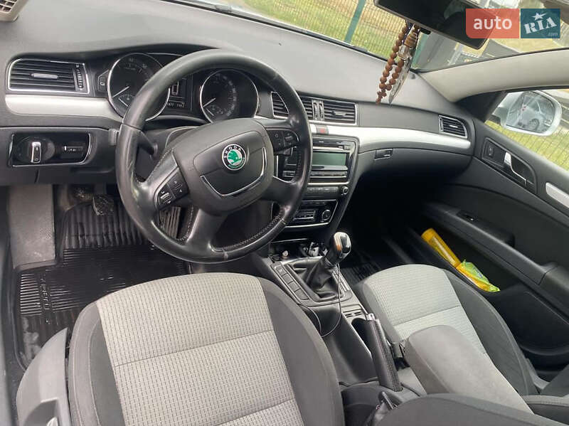 Универсал Skoda Superb 2012 в Киеве