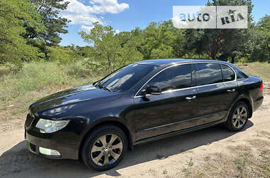 Лифтбек Skoda Superb 2012 в Днепре