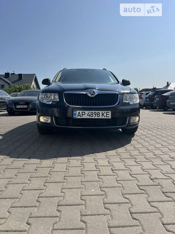 Универсал Skoda Superb 2010 в Львове