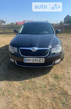 Универсал Skoda Superb 2013 в Киеве