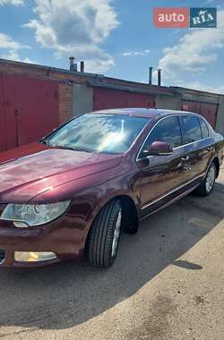 Лифтбек Skoda Superb 2009 в 