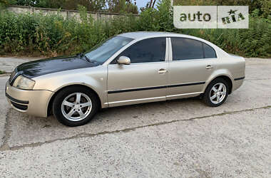 Ліфтбек Skoda Superb 2005 в Рівному