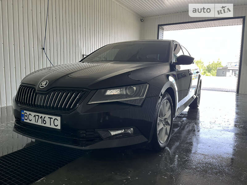 Skoda Superb 2015