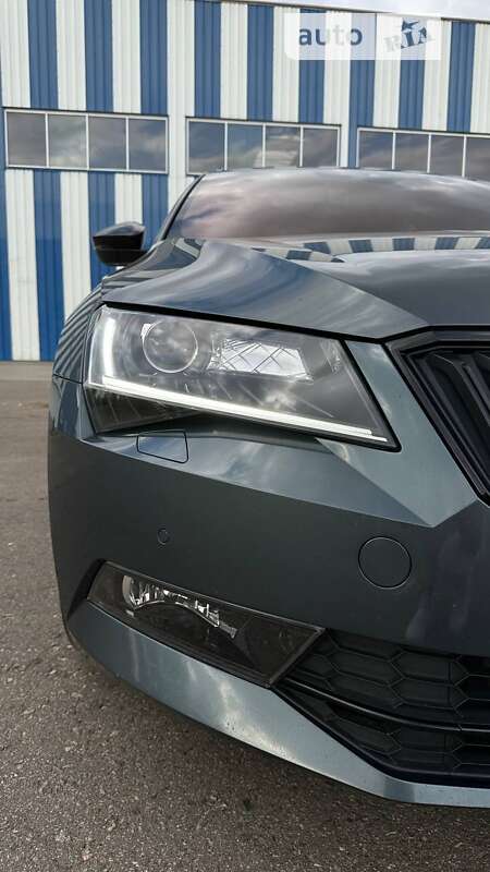 Универсал Skoda Superb 2018 в Николаеве