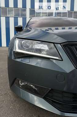 Универсал Skoda Superb 2018 в 