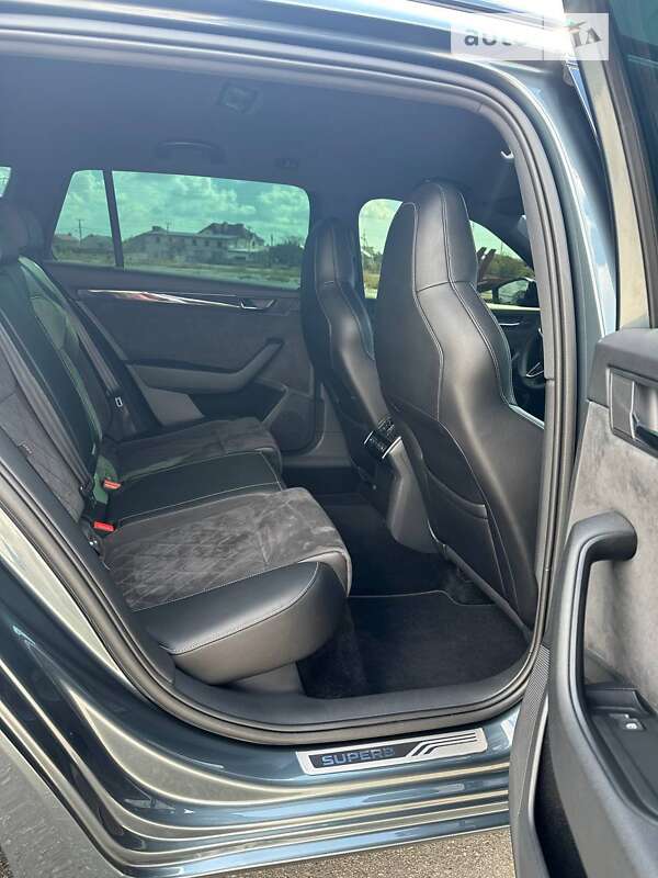 Универсал Skoda Superb 2018 в Николаеве