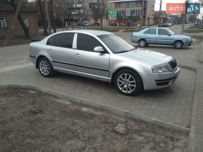 Skoda Superb 2006