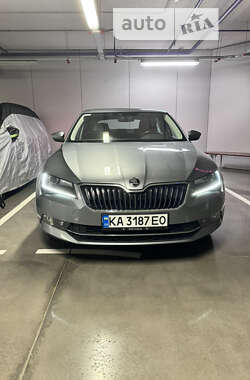 Лифтбек Skoda Superb 2019 в Киеве