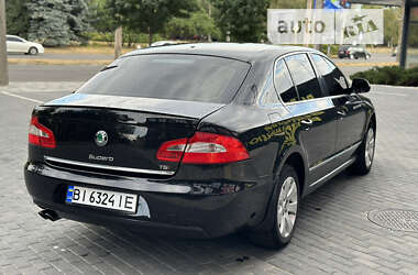 Лифтбек Skoda Superb 2012 в Полтаве