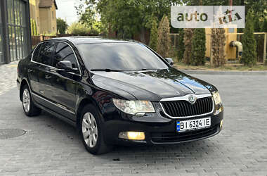 Лифтбек Skoda Superb 2012 в Полтаве