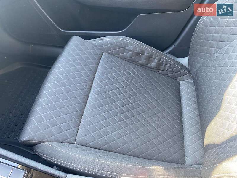 Универсал Skoda Superb 2015 в Луцке