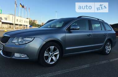 Универсал Skoda Superb 2013 в Киеве