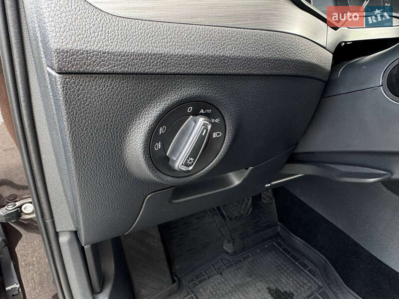 Лифтбек Skoda Superb 2017 в Киеве фото 8 Лифтбек Skoda Superb 2017 в Киеве