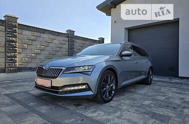 Универсал Skoda Superb 2020 в Луцке