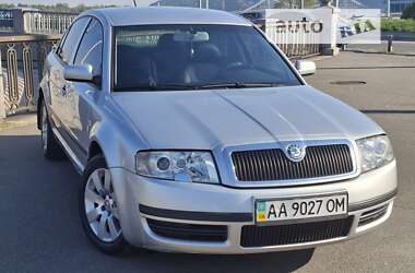 Лифтбек Skoda Superb 2002 в Киеве