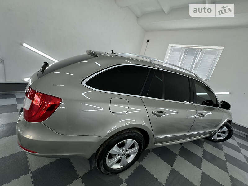 Универсал Skoda Superb 2010 в Трускавце фото 141 Универсал Skoda Superb 2010 в Трускавце
