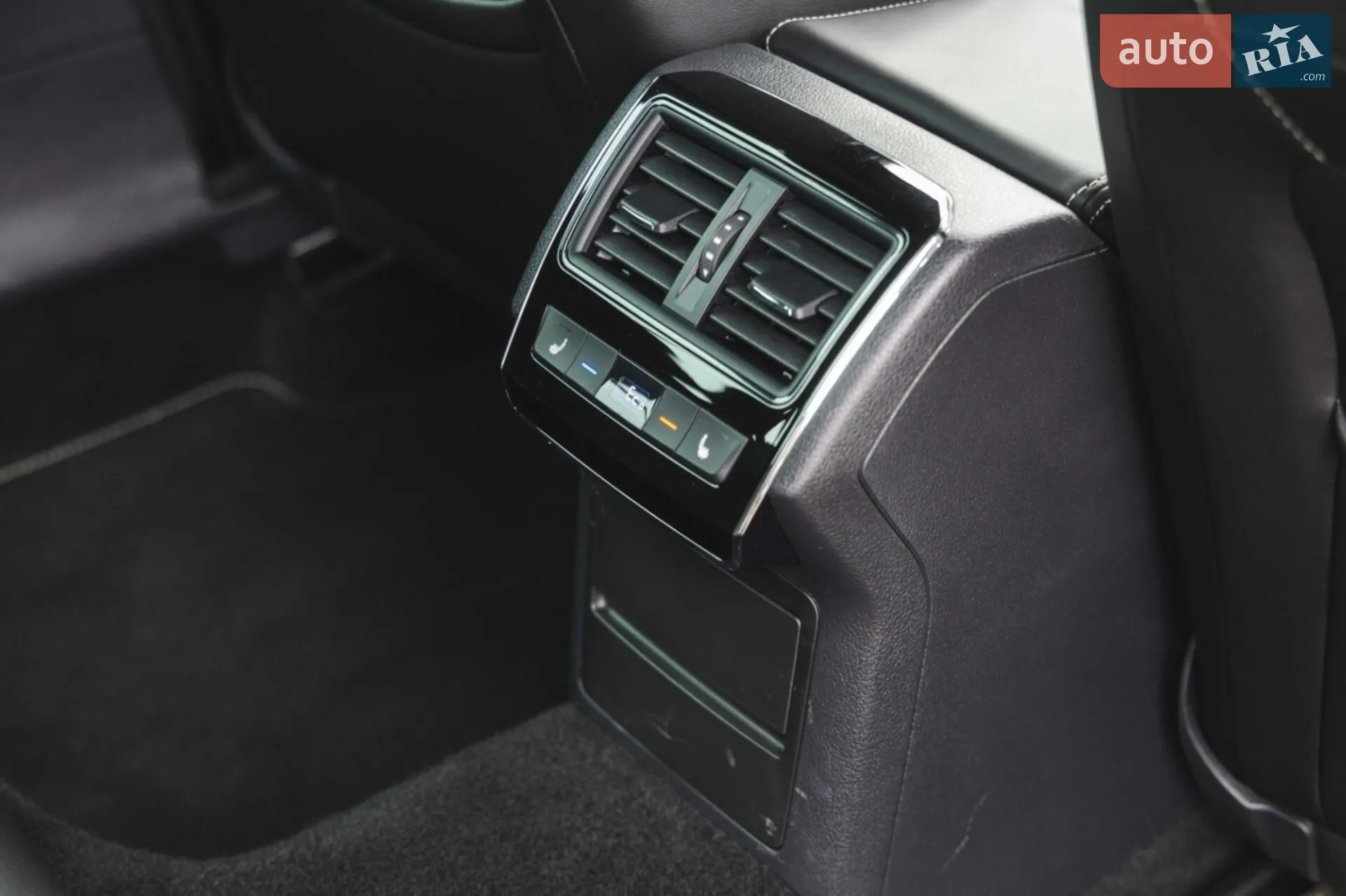 2020 Skoda Superb - мініатюра 40
