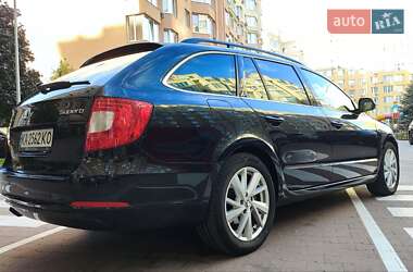 Універсал Skoda Superb 2013 в Києві