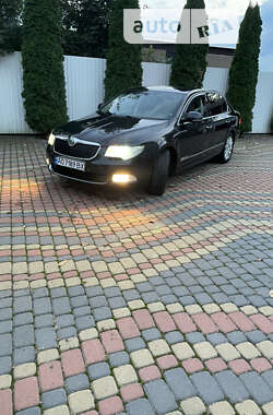 Лифтбек Skoda Superb 2008 в Тячеве