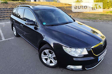 Универсал Skoda Superb 2010 в Киеве