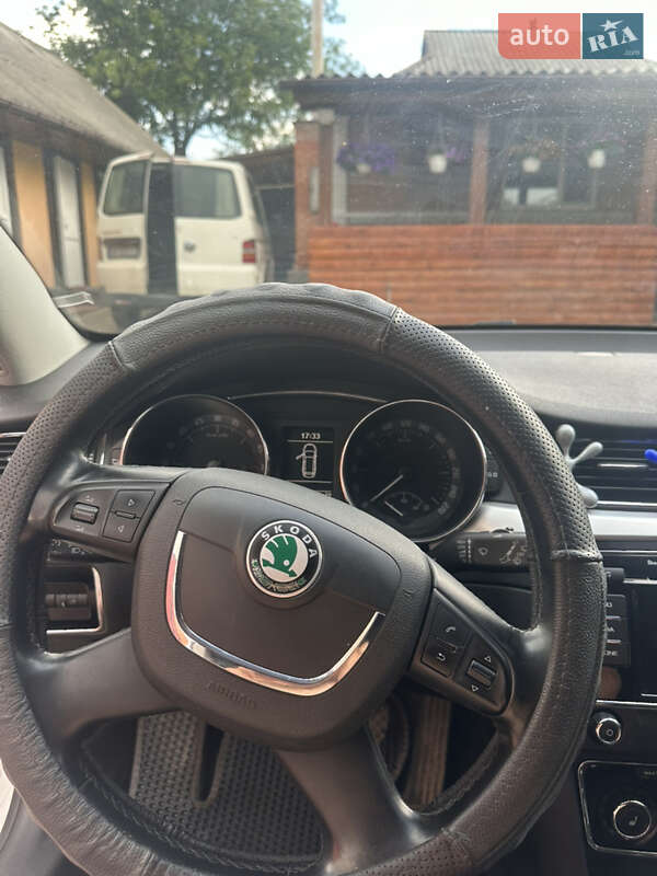 Универсал Skoda Superb 2010 в Виннице