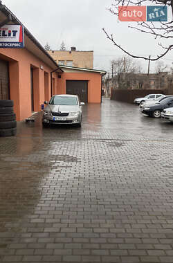 Лифтбек Skoda Superb 2010 в 