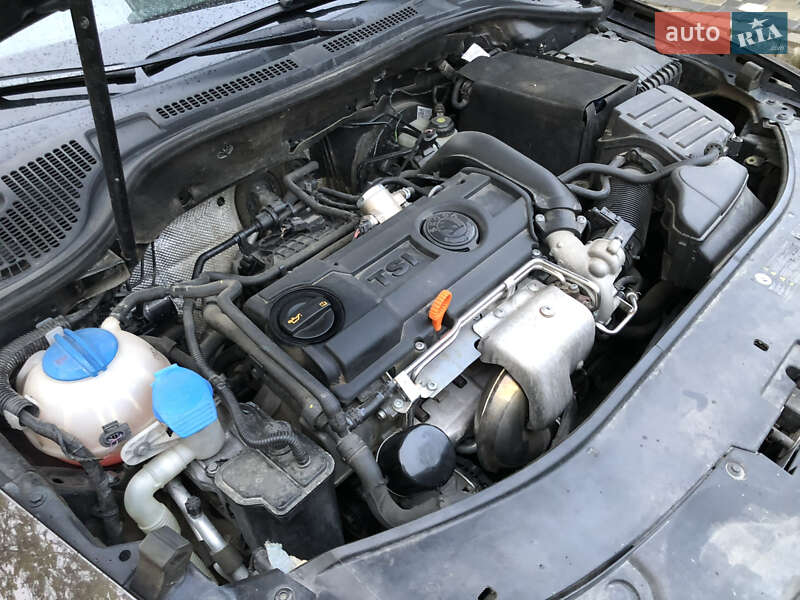 Лифтбек Skoda Superb 2012 в Ивано-Франковске