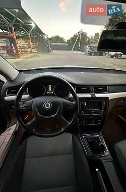 Универсал Skoda Superb 2012 в 