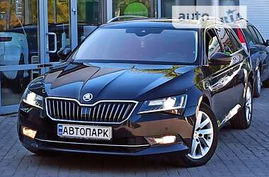 Универсал Skoda Superb 2017 в Днепре