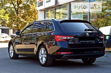 Универсал Skoda Superb 2017 в Днепре