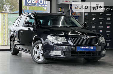 Универсал Skoda Superb 2012 в Нововолынске