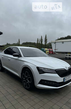 Лифтбек Skoda Superb 2023 в Иршаве