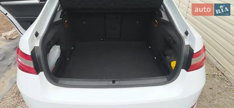 Skoda Superb 2017 VIN TMBAL4NP8JB300108 фото оголошення 13 з 53
