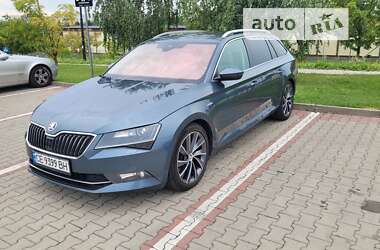 Универсал Skoda Superb 2016 в Черновцах