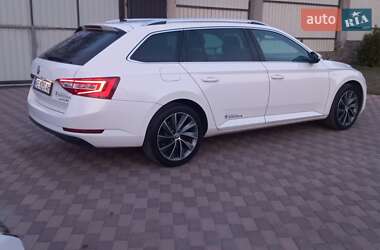 Универсал Skoda Superb 2019 в 