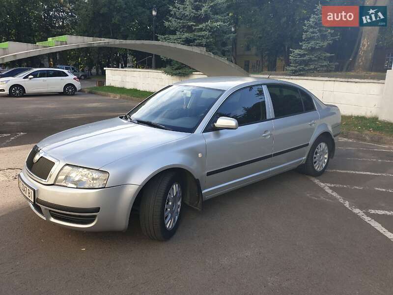 Лифтбек Skoda Superb 2006 в 