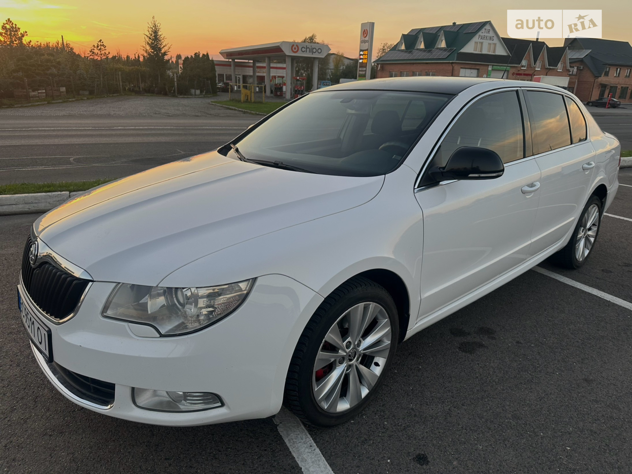 2010 Skoda Superb - мініатюра 14