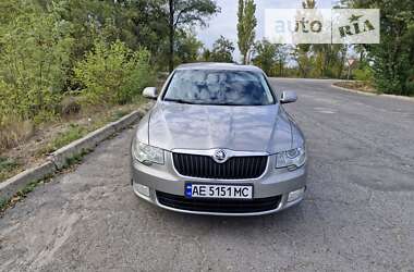 Ліфтбек Skoda Superb 2012 в Кривому Розі