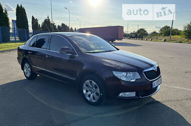 Ліфтбек Skoda Superb 2009 в Києві