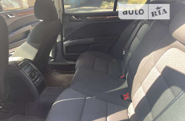 Лифтбек Skoda Superb 2011 в Кривом Роге