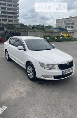 Лифтбек Skoda Superb 2013 в Северодонецке