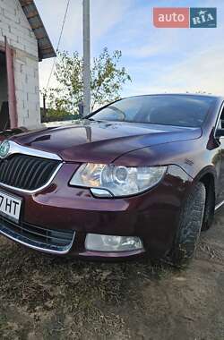 Універсал Skoda Superb 2012 в 